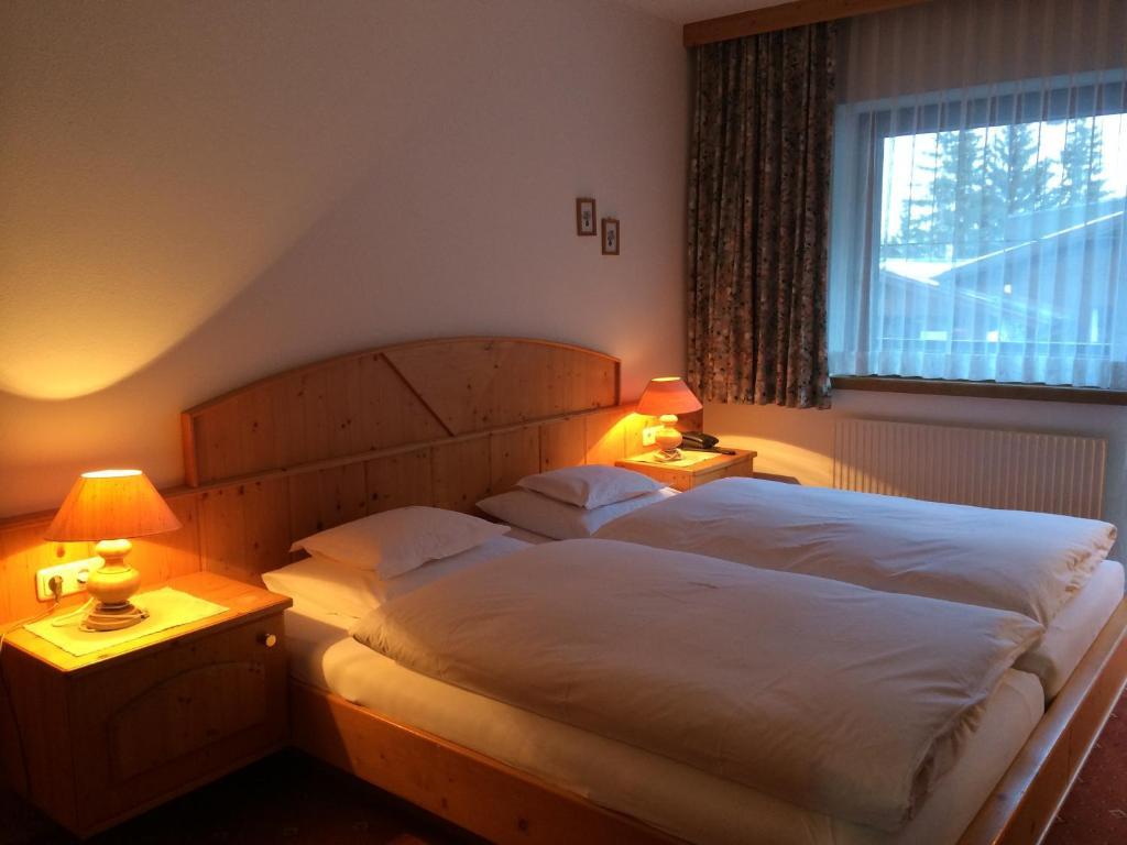 Hotel Garni Senn Sankt Anton am Arlberg Room photo